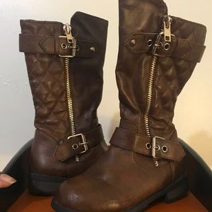 Link brown leather boots kids size -6 .
